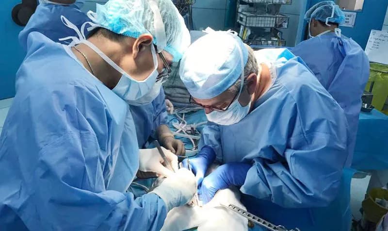 Can thiệp nội mạch điều trị thiếu máu chi trầm trọng