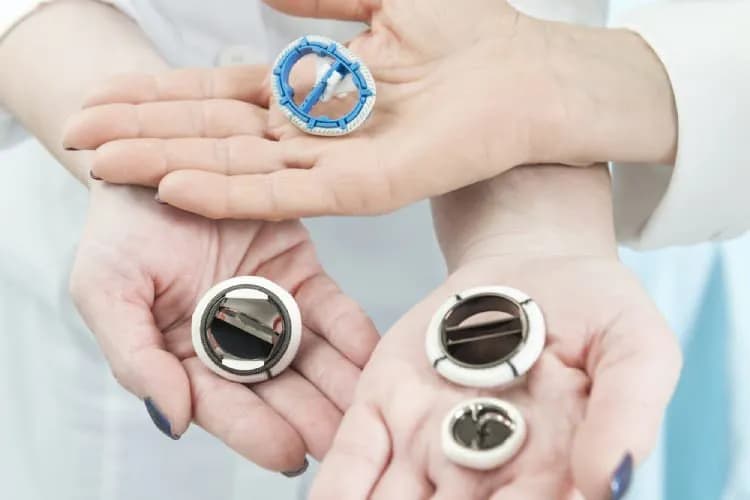 Van tim nhân tạo cơ học và sinh học khác nhau thế nào?