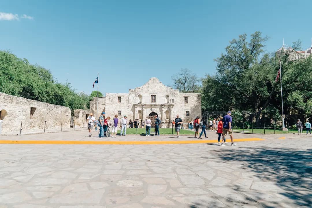 Thông báo cho nhà trường về bệnh tiểu đường của con