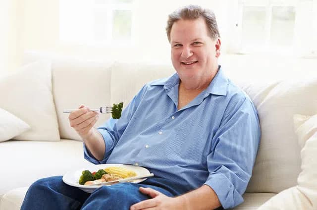 Đàn ông trung niên nên dinh dưỡng thế nào?