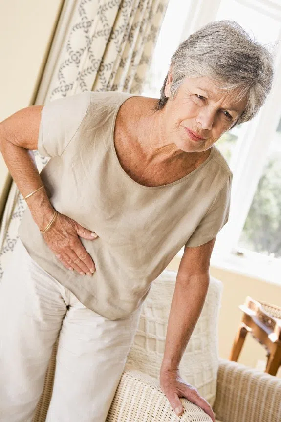 Đau bụng ở người cao tuổi